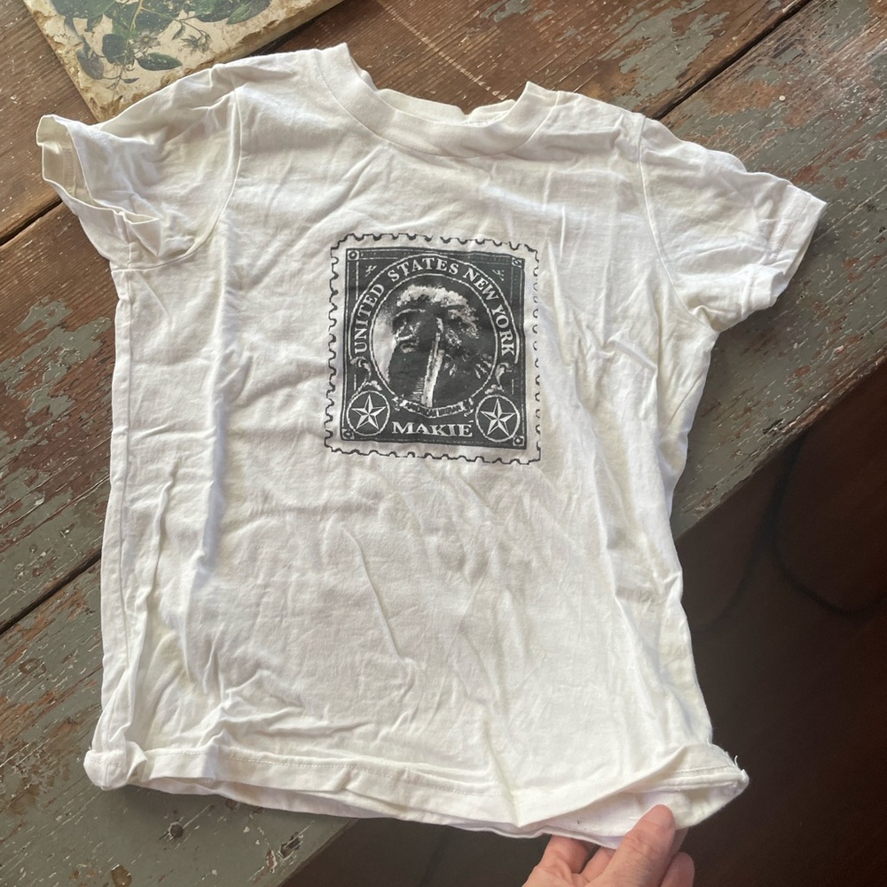 Makie White Graphic T-Shirt with Stamp Design